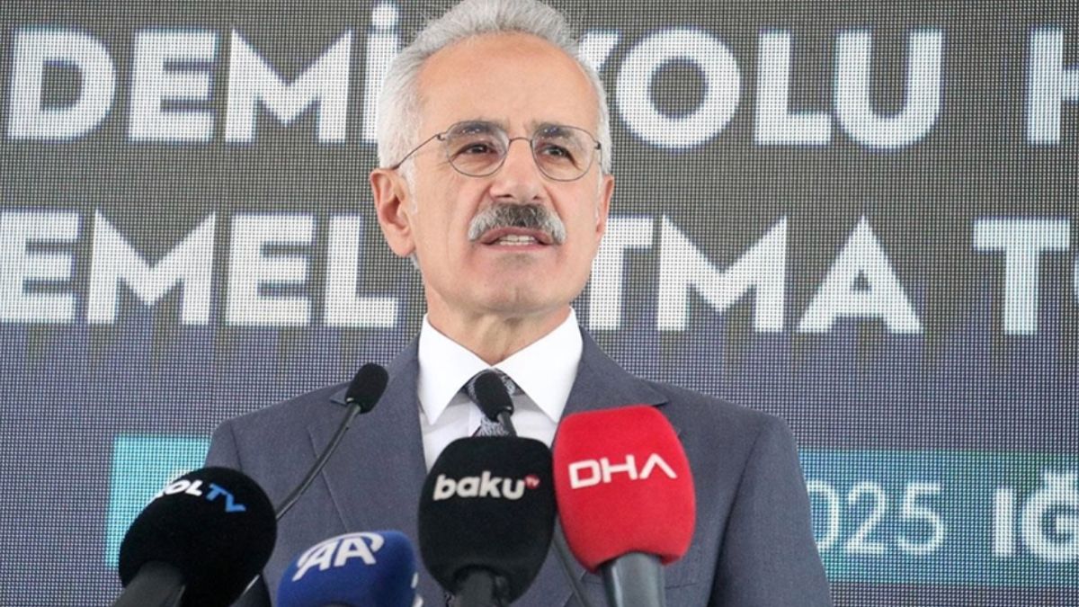Abdulkadir Uraloğlu: Tarihi Hicaz Demiryolu için ilk adım atıldı Abdulkadir Uraloğlu: Tarihi Hicaz Demiryolu için ilk adım atıldı