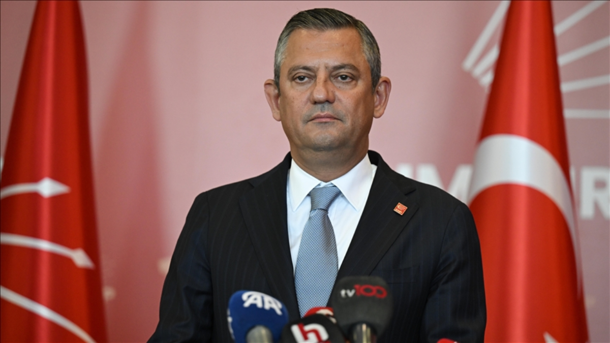 Özgür Özel’den Hollandalılara: Bize söz hakkı verdiğiniz için teşekkür ederim Özgür Özel’den Hollandalılara: Bize söz hakkı verdiğiniz için teşekkür ederim