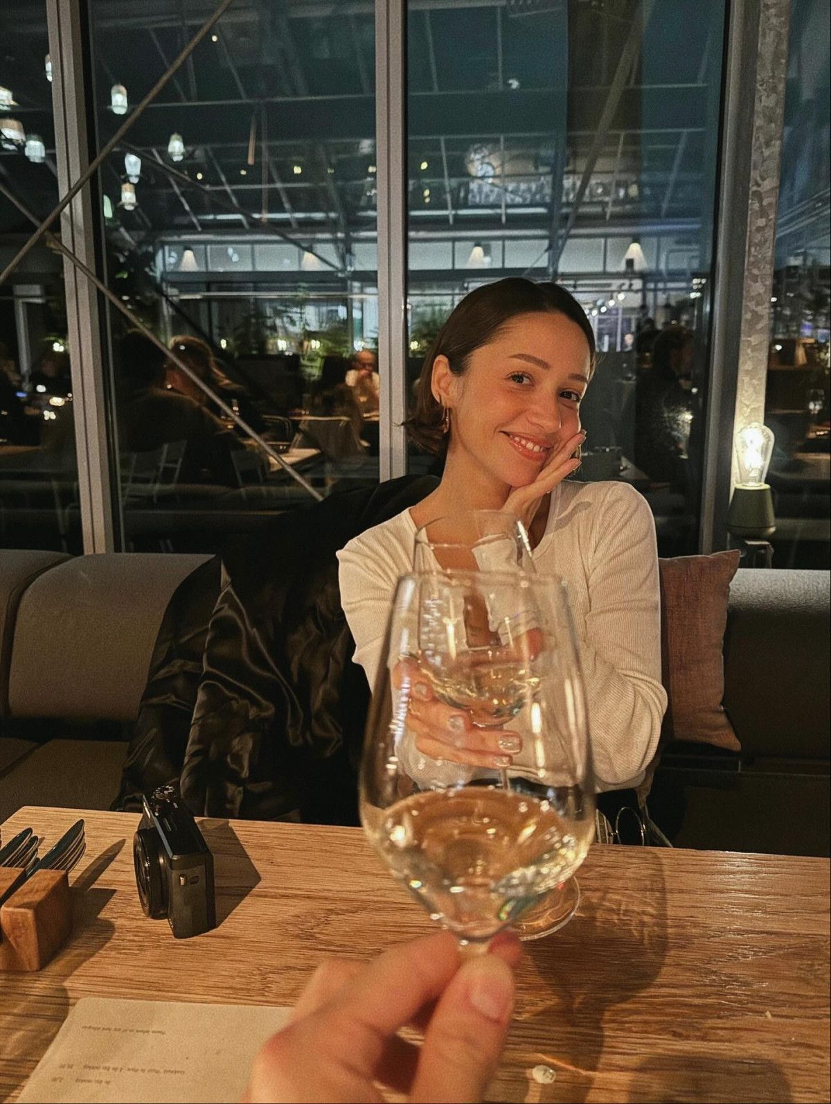 Zeynep Bastık ve Serkay Tütüncü tatilde! Romantik kareler yayınladı Zeynep Bastık ve Serkay Tütüncü tatilde! Romantik kareler yayınladı