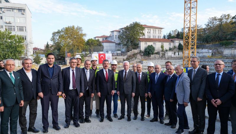 İstanbul Üniversitesi Cerrahi Bilimler Hastanesinin temeli atıldı İstanbul Üniversitesi Cerrahi Bilimler Hastanesinin temeli atıldı