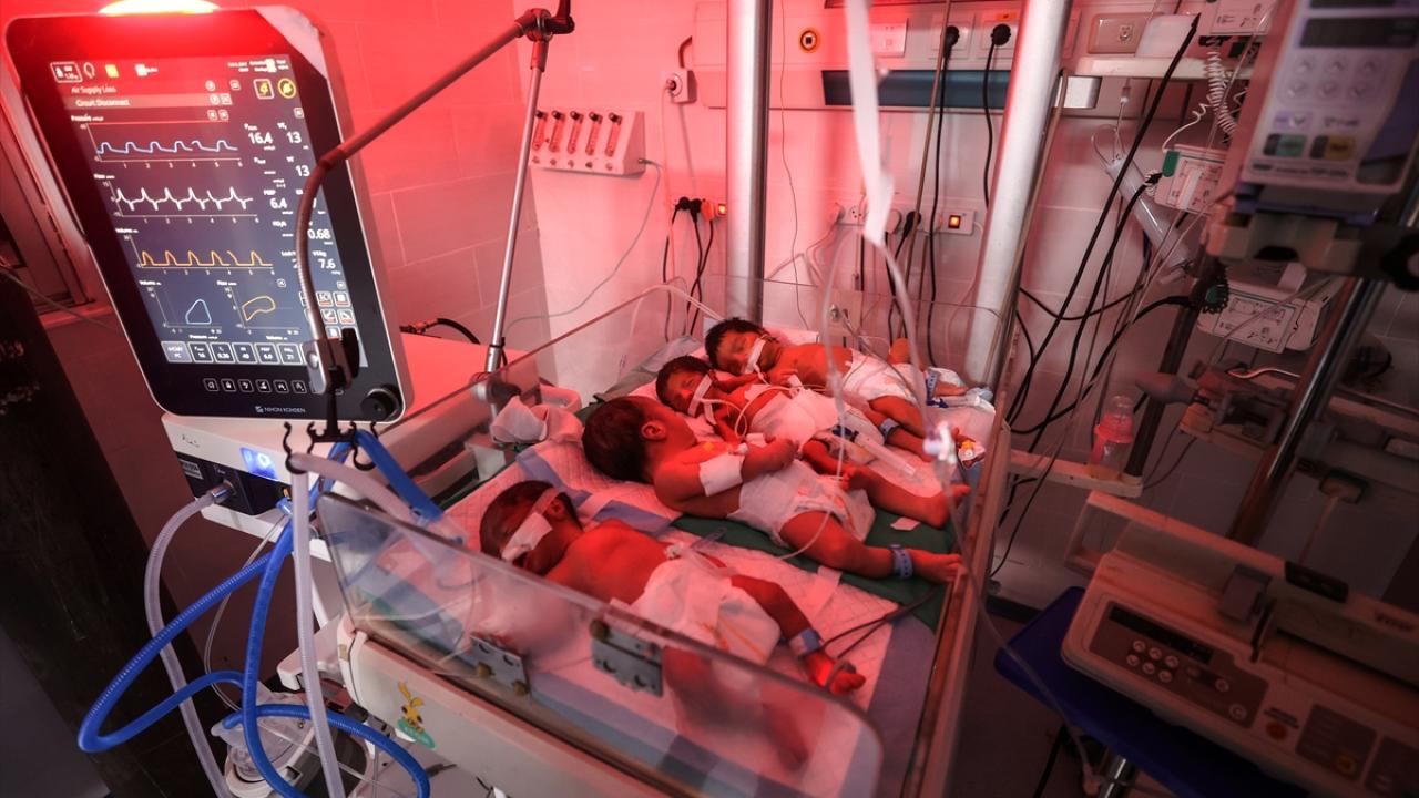 Gazze’deki yenidoğan ünitesi, prematüre bebeklerle doldu Gazze’deki yenidoğan ünitesi, prematüre bebeklerle doldu